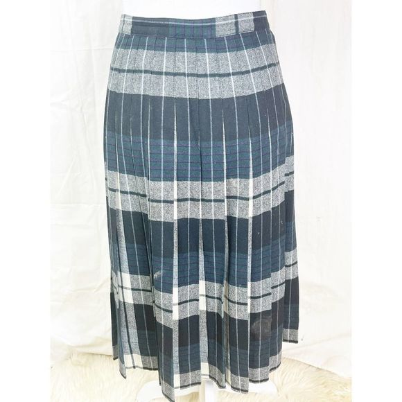 1960's Century Of Boston Tartan Plaid Below the Knee Pleated Wool Skirt - Picture 2 of 6